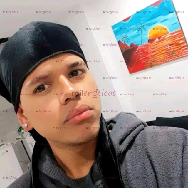 FOTOS DE SOY CATALINA DE 23 AÑOS CHICA ANDROGENA PASIVA AFRO