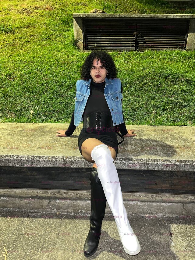 FOTOS DE SOY CATALINA DE 23 AÑOS CHICA ANDROGENA PASIVA AFRO