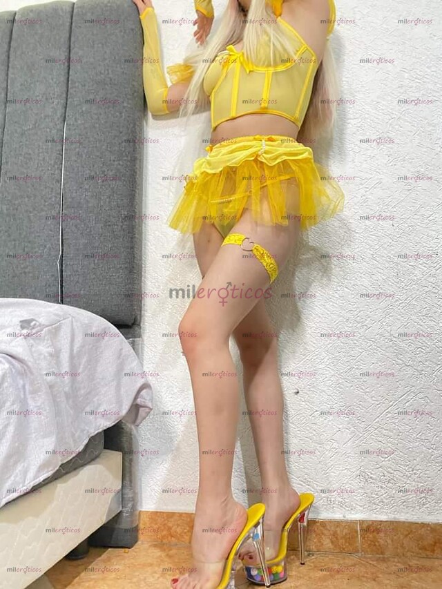 FOTOS DE HOLA,AMOR SOY DAFNE UNA CHICA FLAQUITA BONITA CULITO AGUANTADOR VEN Y DAME VERGA