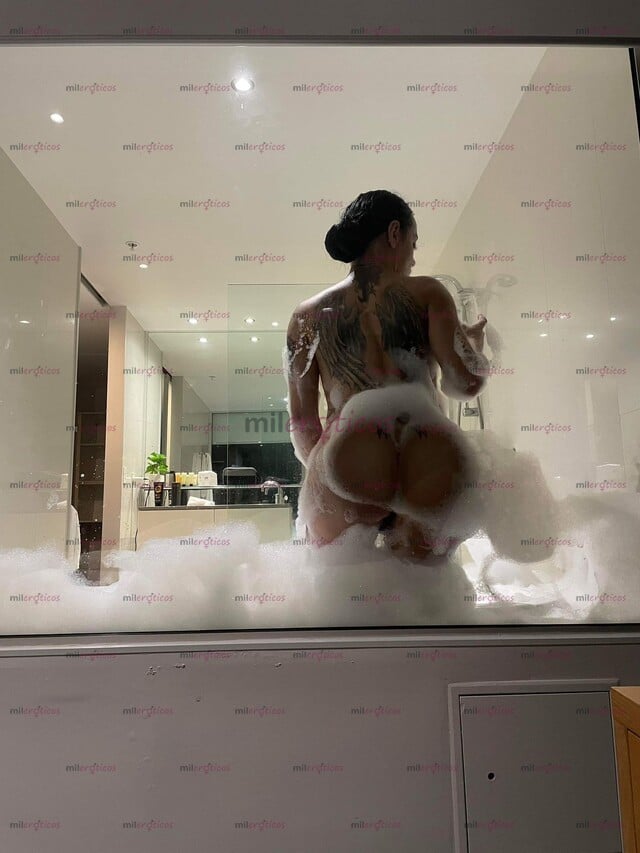 FOTOS DE HERMOSA PAISA FEMENINA, EDUCADA Y MUY CALIENTE