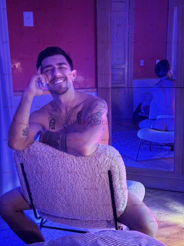 FOTOS DE CHILANGO DE VERGA GRUESA. EN EL CULO O EN LA BOCA? TE PREÑÓ!