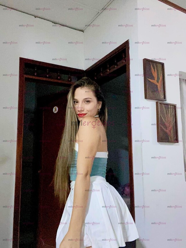 FOTOS DE LINDA Y CACHONDA COLOMBIANA VINO A TU CIUDAD MUY CALIENTE Y BONITA