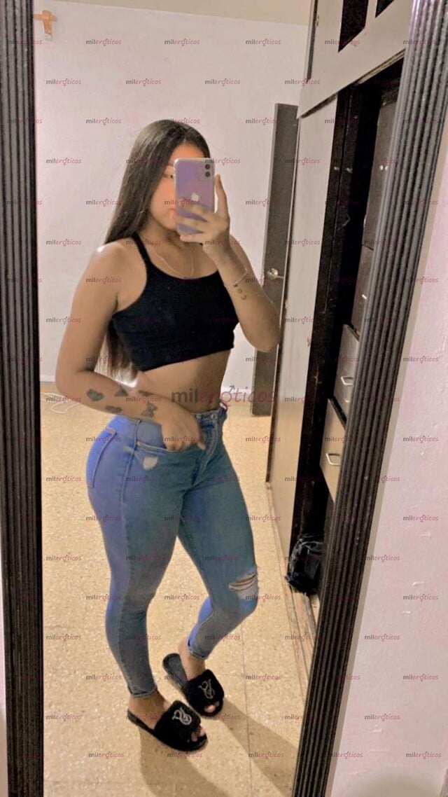 FOTOS DE TE OFREZCO UN SERVICIO A DESNUDO TOTAL AMOR 1300 UNA HORA BB