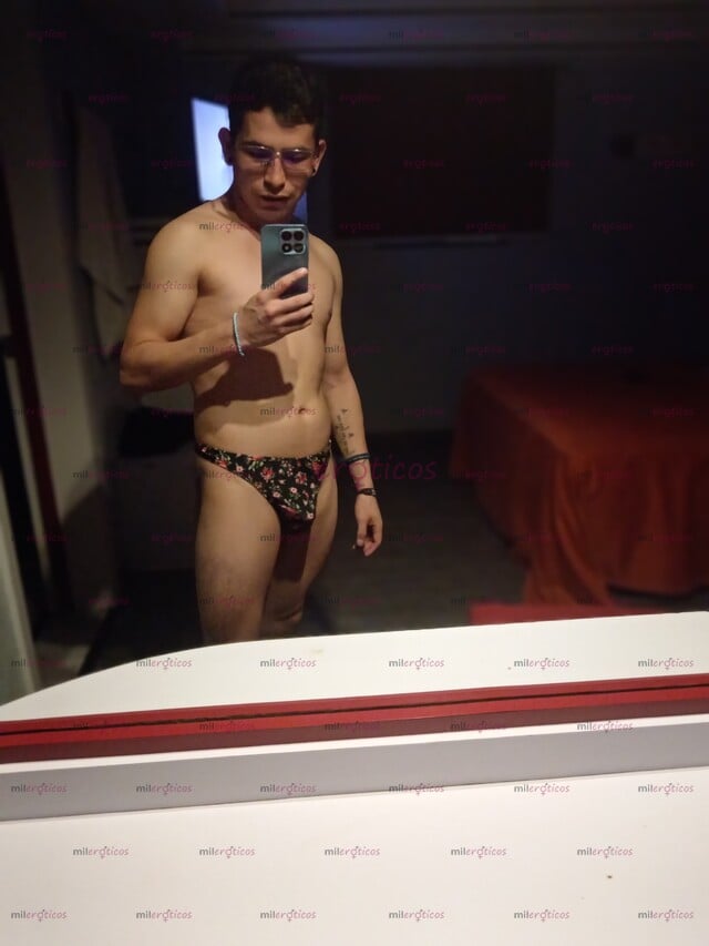 FOTOS DE ¿BUSCAS BECERRITO? TWINK MAMADOR, DÉJATE SORPRENDER