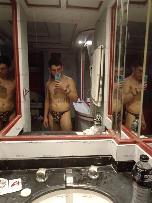 FOTOS DE ¿BUSCAS BECERRITO? TWINK MAMADOR, DÉJATE SORPRENDER