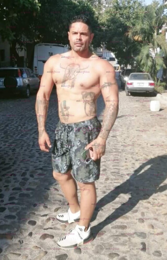 FOTOS DE ALTO Y GUAPO. JOSMER LA CALIDAD NO TIENE PRECIO