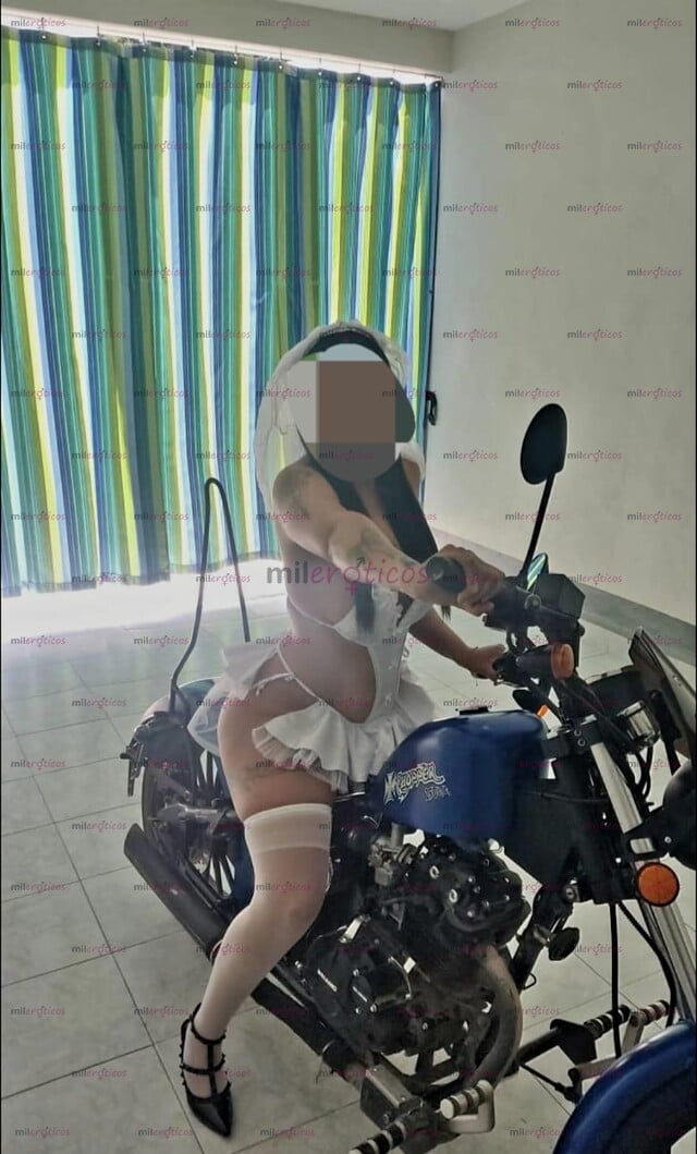 FOTOS DE BRENDITA RICA MORENITA SUPER GANOSA CON GARGANTA PROFUNDA Y RICO PERRITO