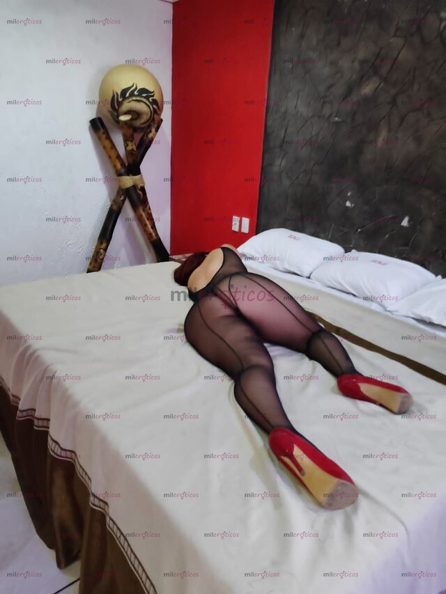 FOTOS DE COGEME PAPI DISFRUTA DE MI COSITA ROSITA Y LAMPIÑA