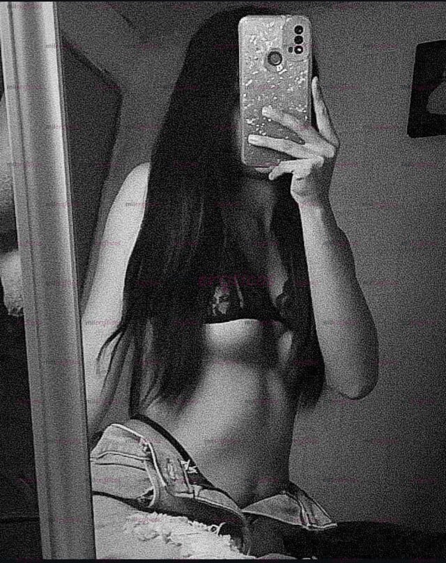 FOTOS DE HOLA PAPI, SOY ALEXA, UNA CHICA LINDÍSIMA Y MUY CARIÑOSA SOLO PARA TI