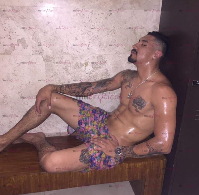 FOTOS DE VIVE UNA EXPERIENCIA ÚNICA CON UN CHACAL QUE TE VA HACER EL AMOR COMO NADIE