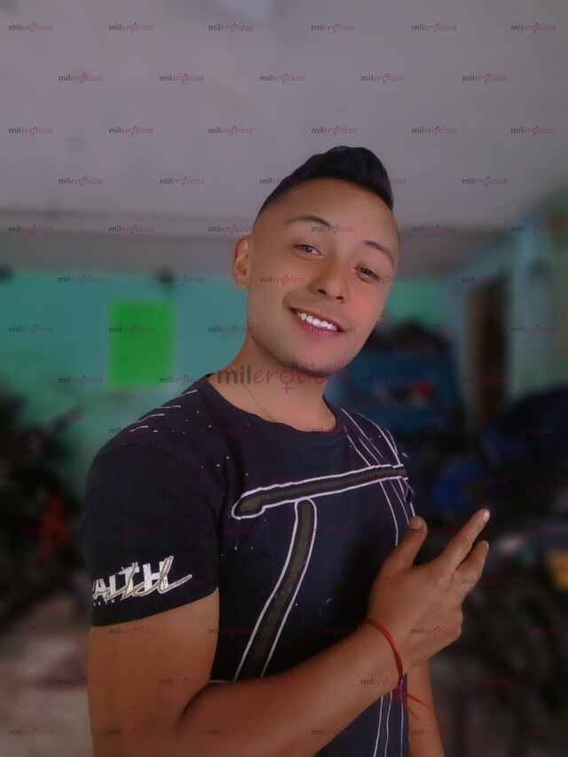 FOTOS DE JOVEN DE 25 AÑOS QUE TE COMPLACERÁ EN LO QUE TÚ DESEES