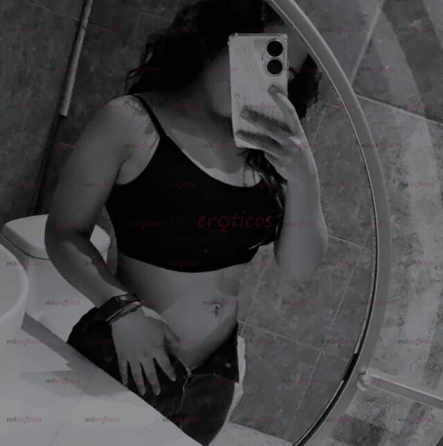 FOTOS DE FLAQUITA Y MUY GUAPA,SOLO 21 AÑITOS, ME ENCANTA LA FIESTA Y LA PASIÓN PAPITO EC