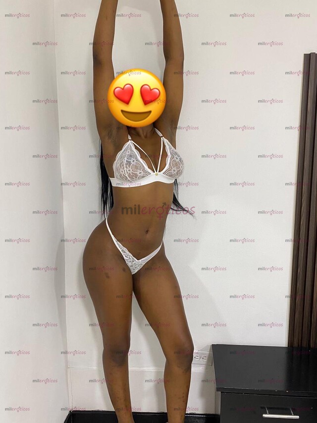 FOTOS DE SOY ALEXANDRA, TENGO 20 AÑOS DISPONIBLE A DOMICILIO