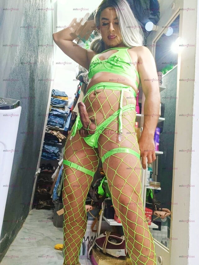 FOTOS DE HERMOSA TRAVESTI CON GANAS DE DEGENERE Y SEXO MORBOSO