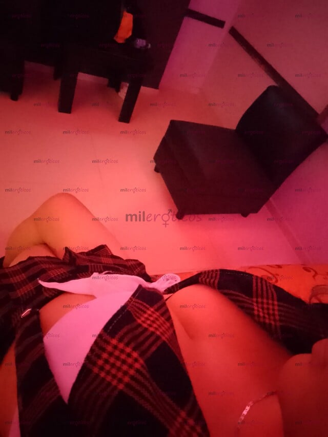FOTOS DE JADE EXUBERANTE ESCORT COMPLACIENTE MUY SEXI Y CACHONDA LO QUE NECESITAS PARA PA
