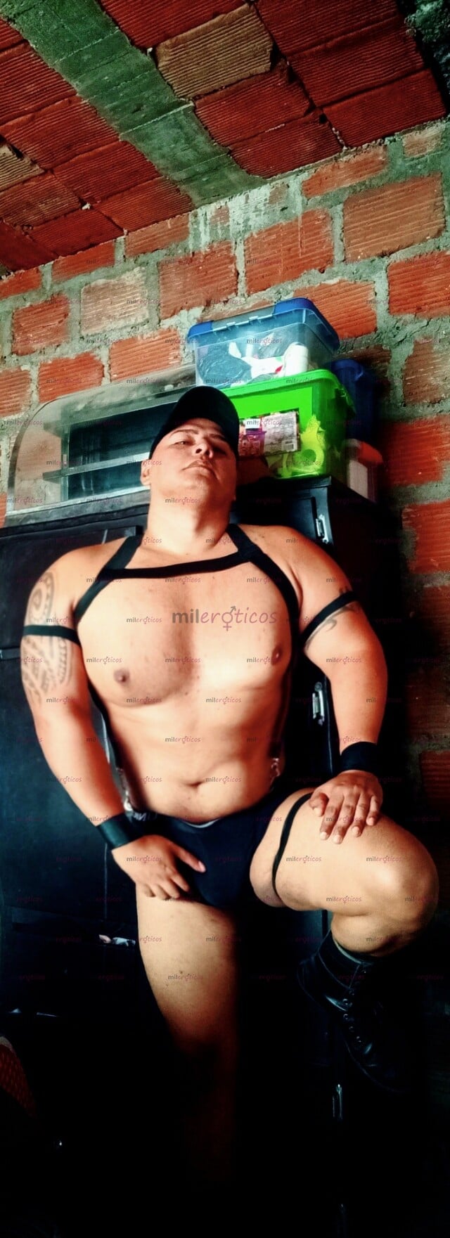 FOTOS DE CHICO ARDIENTE Y COMPLACIENTE LLÁMAME Y DISFRUTEMOS 3245272631