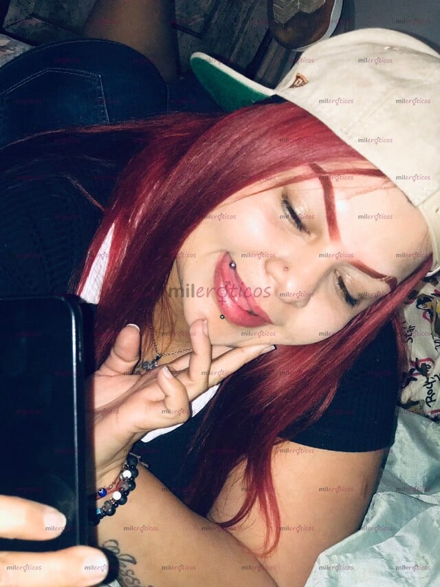 FOTOS DE CHIQUITA ARDIENTE PELI ROJA MUY TATUADA CULO TETONA DISPUESTA C COMPLCERTE...
