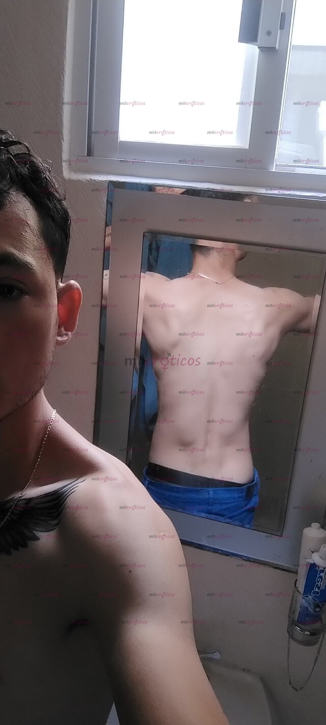 FOTOS DE CHICO INTER PAS COMPLACERTE Y DISFRUTAR EL MOMENTO