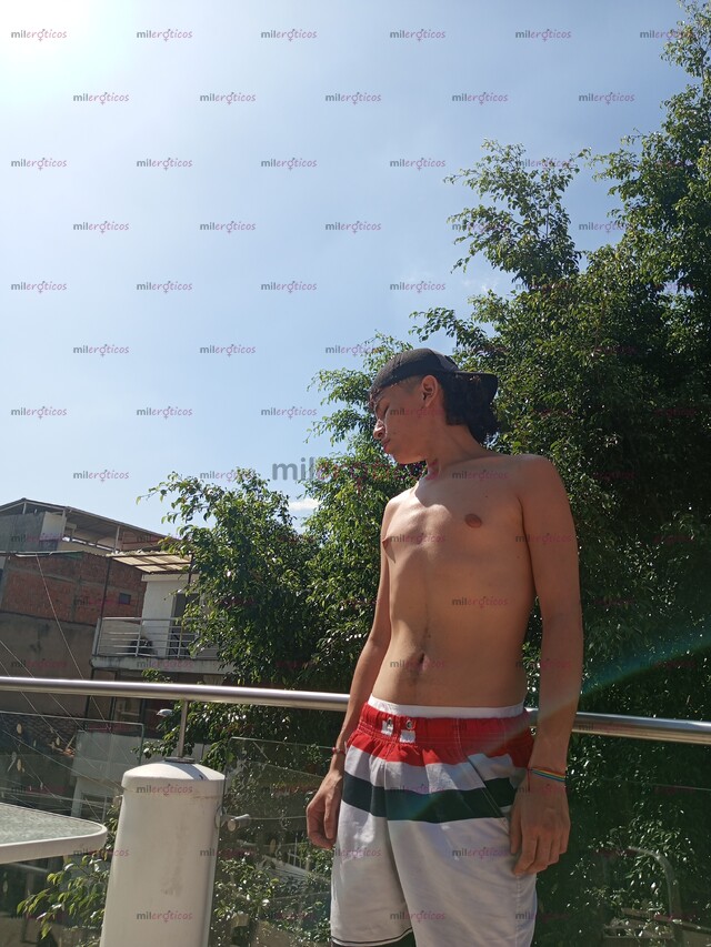FOTOS DE PAISA NUEVO EN TU CIUDAD DISPUESTO A COMPLACERTE TODOS TUS FANTASIAS Y FETICHES