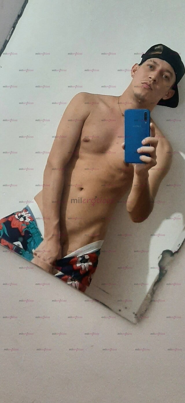 FOTOS DE VENEZOLANO HETERO DISPUESTO A CUMPLIR TUS FANTASÍAS