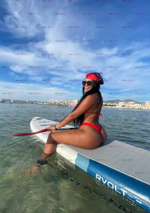 FOTOS DE VALENTINA , ARDIENTE Y RICA MORENA DE BUEN CULO DISPUESTA PARA TI MI