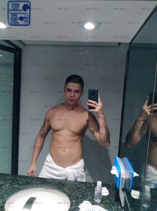 FOTOS DE MACHO ACTIVO 25 CM GRUESO DE PASO POR BOGOTÁ
