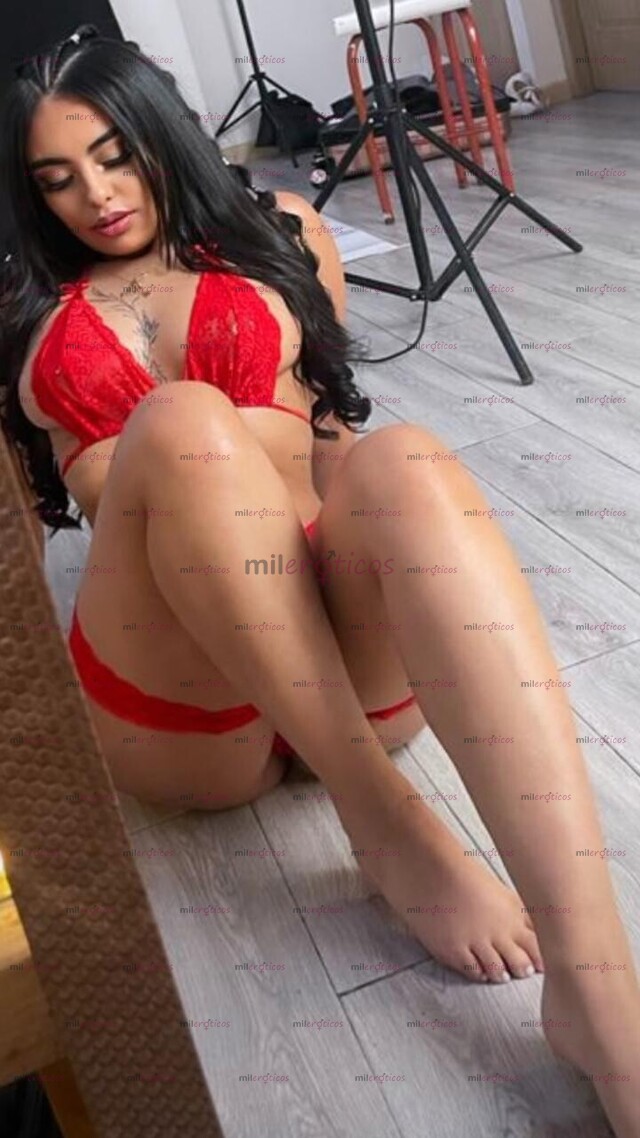 FOTOS DE MELI CHICA FOJOSA Y CALIENTE LISTA PARA COMPLACER TUS AVENTURAS SEXUALES