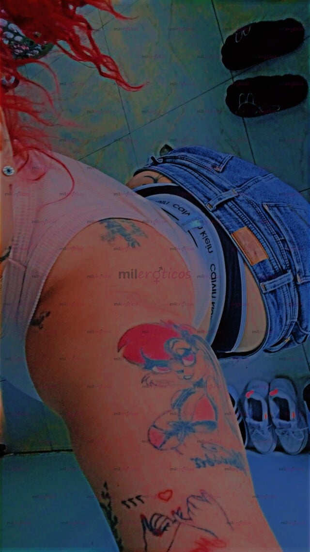 FOTOS DE CHIQUITA ARDIENTE PELI ROJA MUY TATUADA CULO TETONA DISPUESTA C COMPLCERTE...