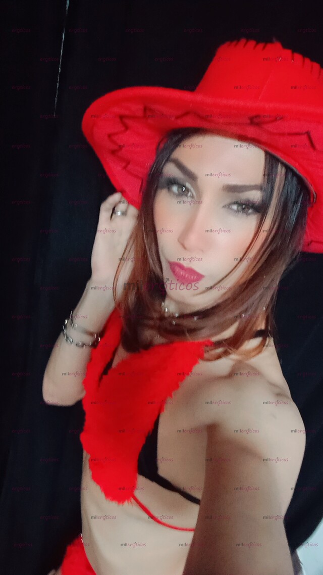 FOTOS DE FLACA DOTADA CON GANAS DE COMPLACERTE EN TRÍOS ORGÍAS Y MUCHAS COSAS