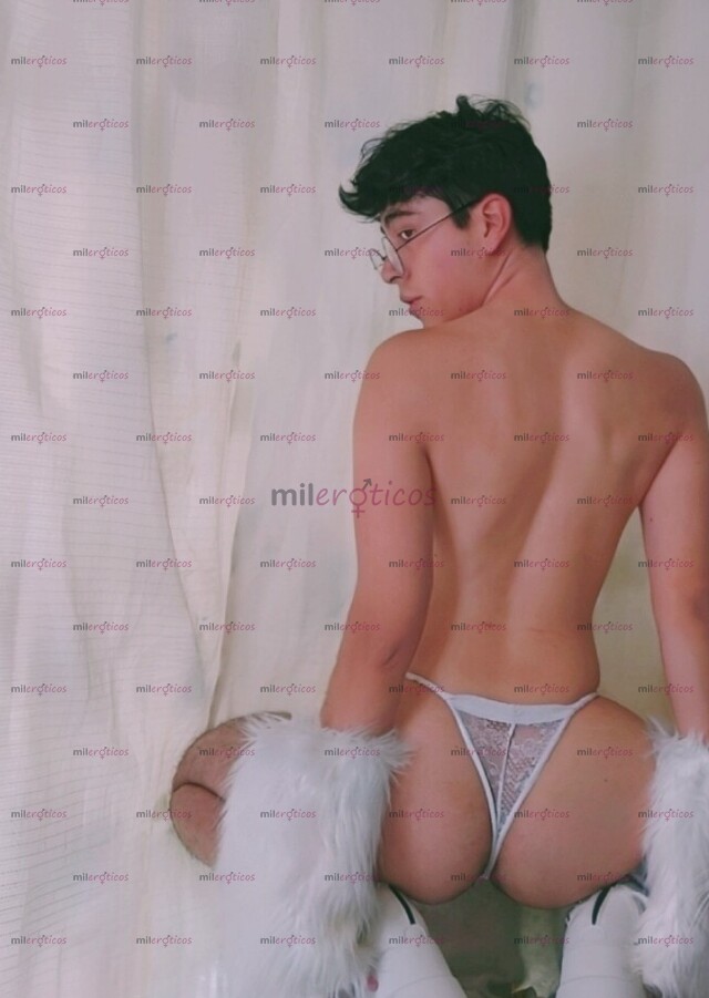FOTOS DE CORCHO , TWINK , TU SERVIDOR. AMABLE Y AMIGABLE, ABIERTO Y SEGURO C: