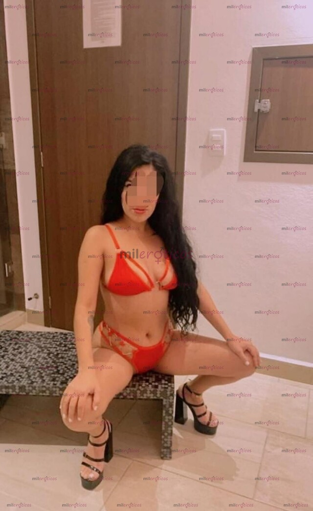 FOTOS DE MIS LABIOS HÚMEDOS YA QUIEREN SABOREAR TU EXQUISITO PENE