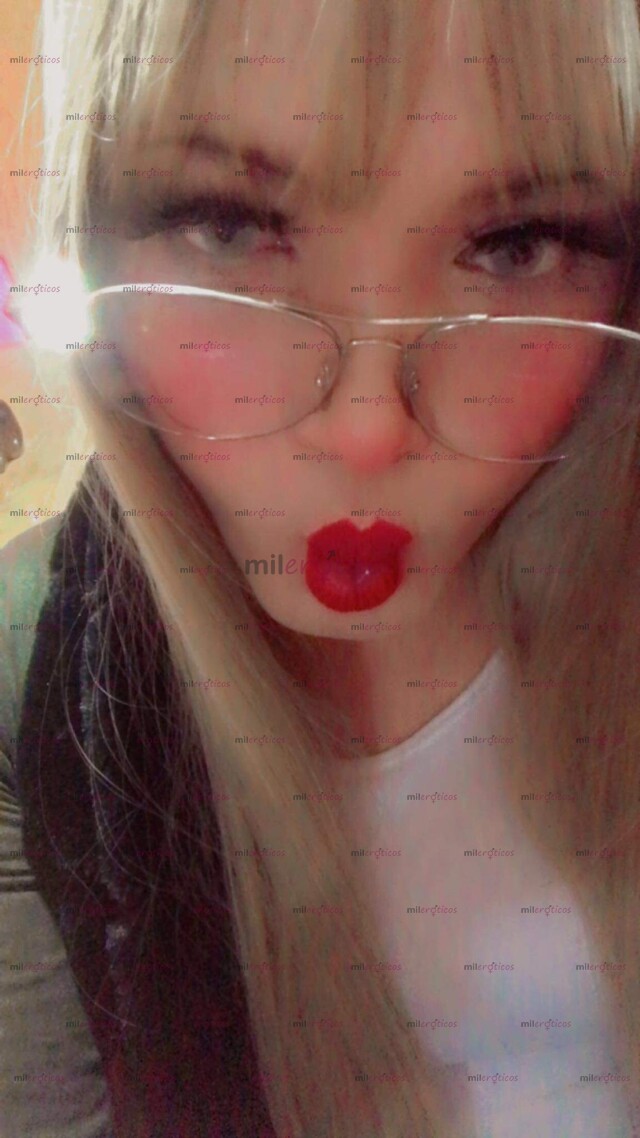 FOTOS DE JOVEN CON GRAN CARAMELO BONITA Y SUMISA COMPLACIENTE DISPONIBLE PARA SACARTE LA