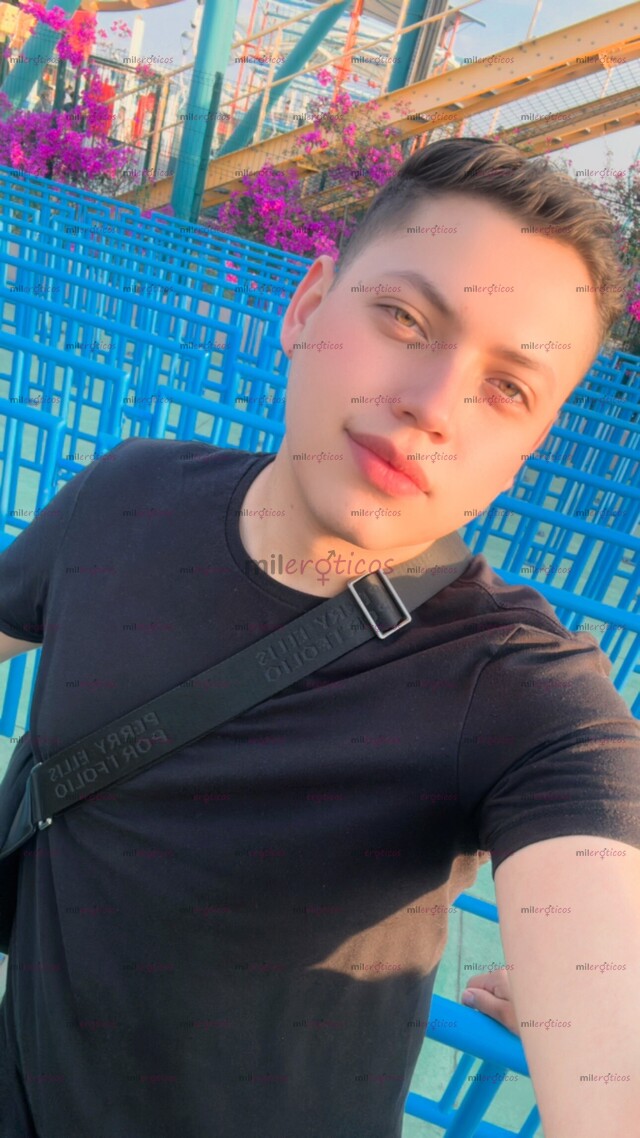 FOTOS DE CHICO ALTO DISPONIBLE PARA CUMPLIR TUS DESEOS