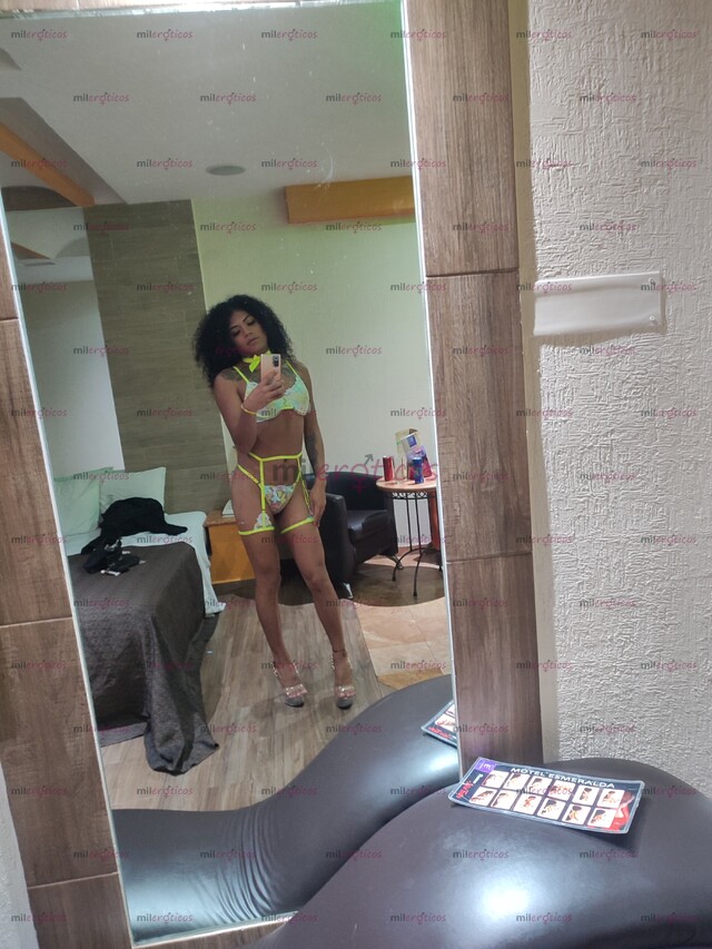FOTOS DE MORENA DE FUEGO SUPER FOGOSA BELLA Y SENSUAL SUCULENTA CHICA TRANS