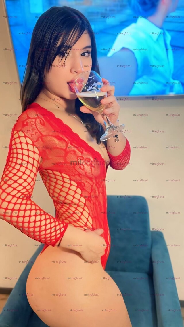 FOTOS DE CHICA APASIONADA Y ARDIENTEMENTE DISPUESTA A TUS PLACERES