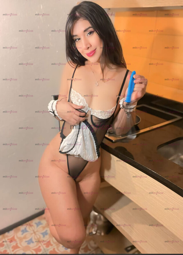 FOTOS DE CHICA APASIONADA Y ARDIENTEMENTE DISPUESTA A TUS PLACERES