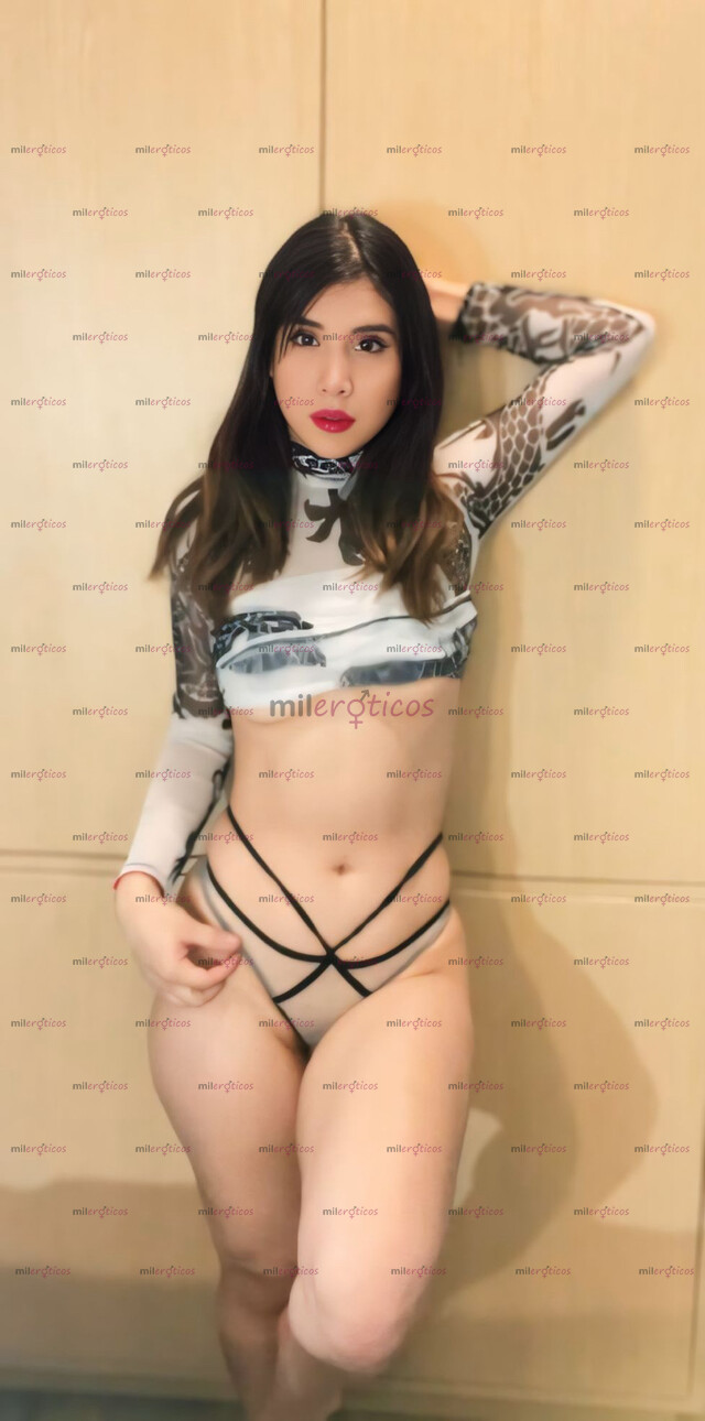 FOTOS DE CHICA APASIONADA Y ARDIENTEMENTE DISPUESTA A TUS PLACERES