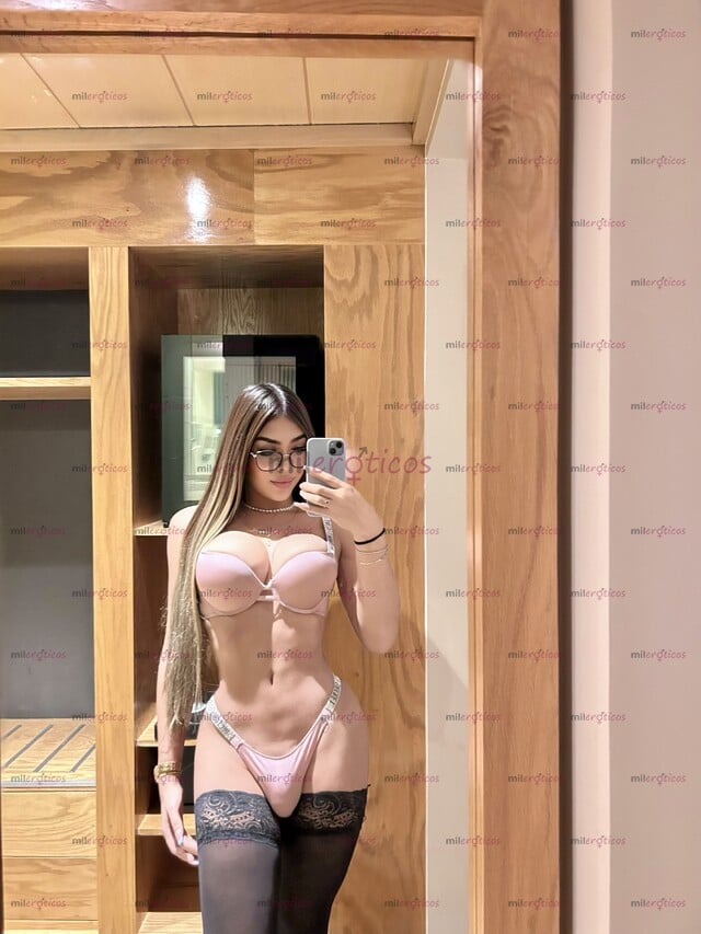 FOTOS DE QUIERES UNA CONEJITA CON UNA ZANOHORIA GRANDOTA?
