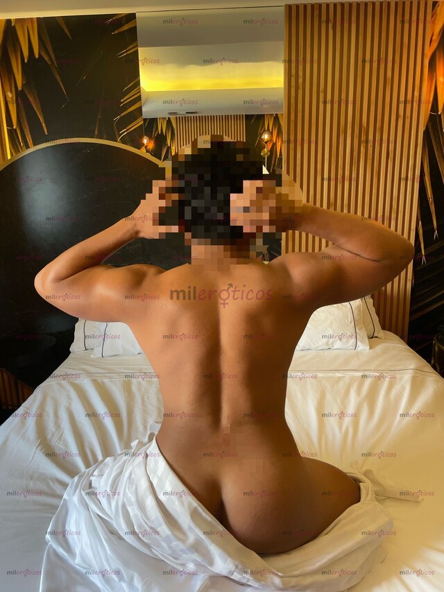FOTOS DE JOVEN UNIVERSITARIO NALGÓN DEPORTISTA DISPONIBLE PARA QUE LA PASEMOS MUY RICO