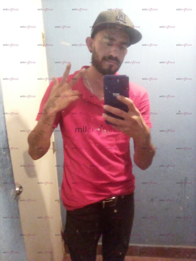 FOTOS DE HOLA AGO ESTE PERFIL YAKELOS OTROS PERFILES YA NO LOS USO DISPONIBLE