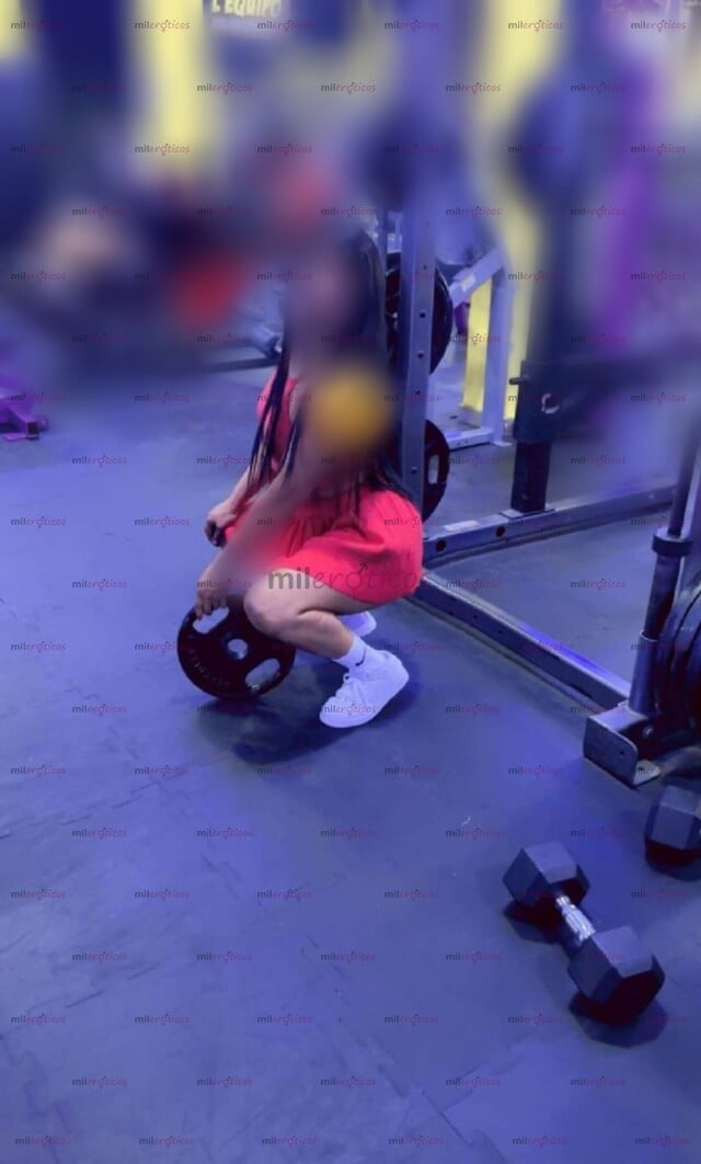 FOTOS DE MUJER ENCANTADORA ME GUSTA TRABAJAR MI CUERPO PARA QUE TÚ LO DISFRUTES APRETADIT