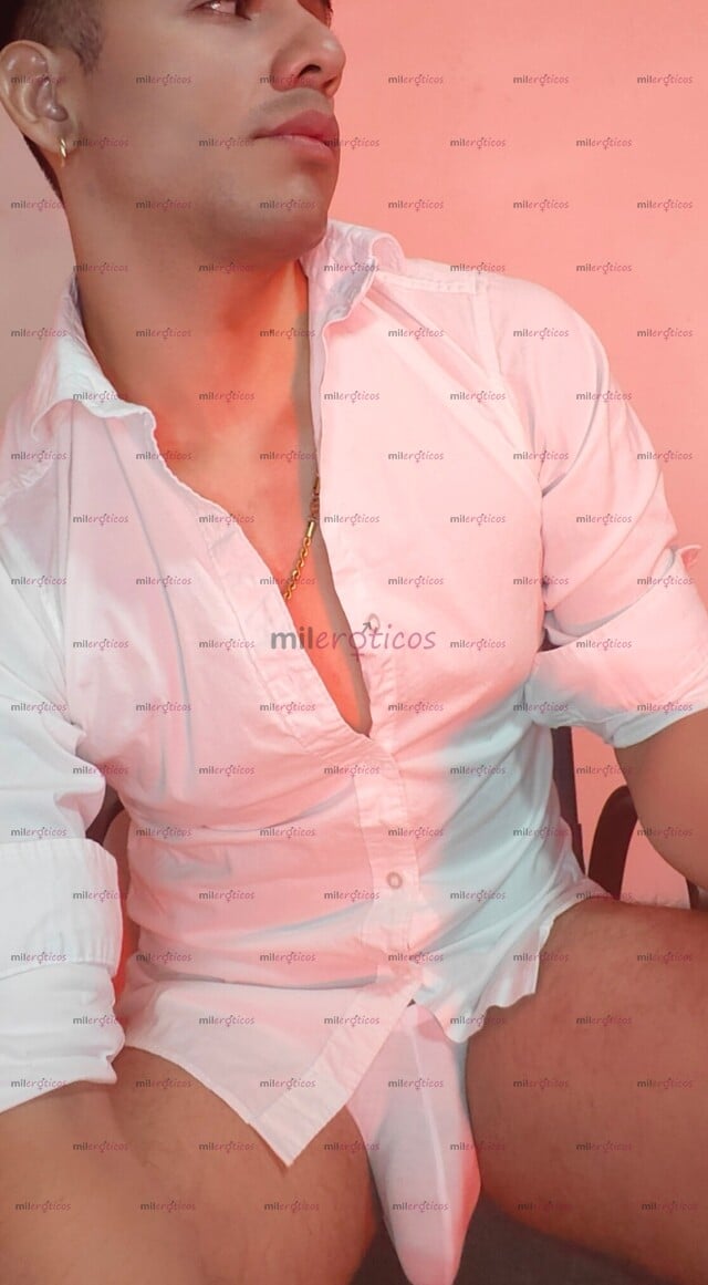 FOTOS DE GUAPO, ALTO, EDUCADO Y MUY CALIENTE LISTO PARA DARTE PLACER 20CM