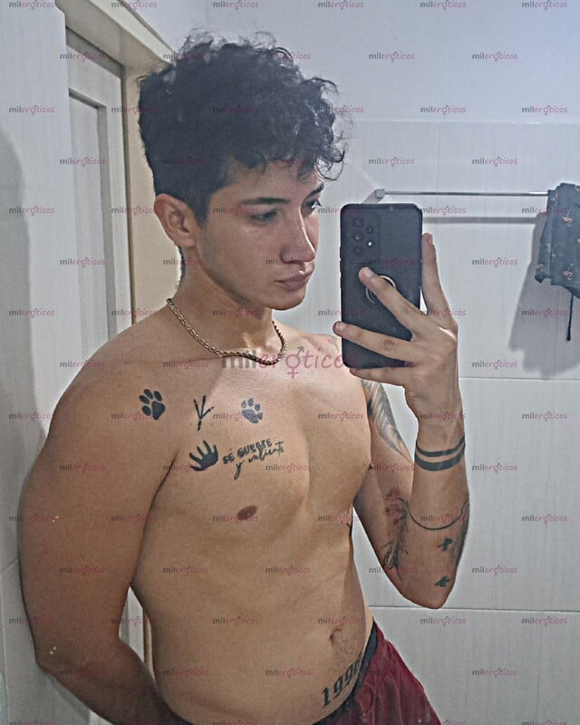 FOTOS DE CHICO ACTIVO Y TATUADO PARA COMPLACER TUS NECESIDADES NENE, CONTÁCTAME