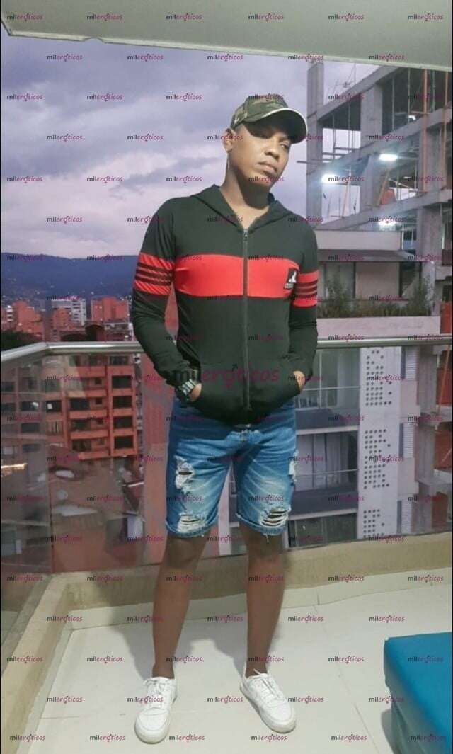 FOTOS DE NEGRO TUMAQUEÑO TALADRADOR CULION 22 CM GRUESA LECHERO 24AÑOS ALTO 1 88 CM