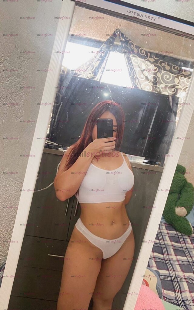 FOTOS DE TENGO UNA FIGURA EXQUISITA Y UNA VAGINA SÚPER RICA, MOJADITA!
