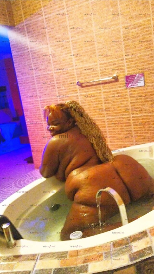 FOTOS DE NEGRA GRANDE Y GOLOSA SOLO PARA ADICTOS ALAS GORDAS