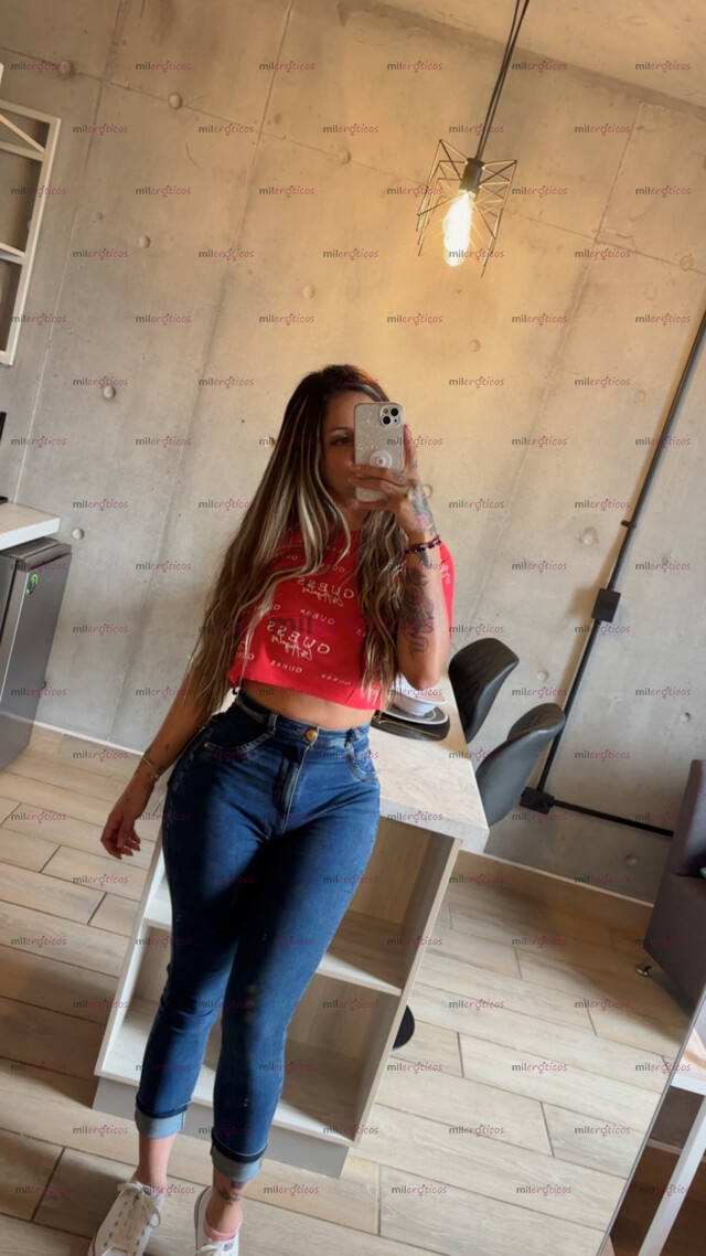 FOTOS DE RUBIA TETONA, CULONA Y CON CINTURITA SOLO HOY