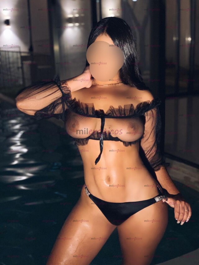 FOTOS DE CHUPAME LAS TETAS PAPI Y APRIETAME LAS NALGAS SOY TU MEJOR PUTITA