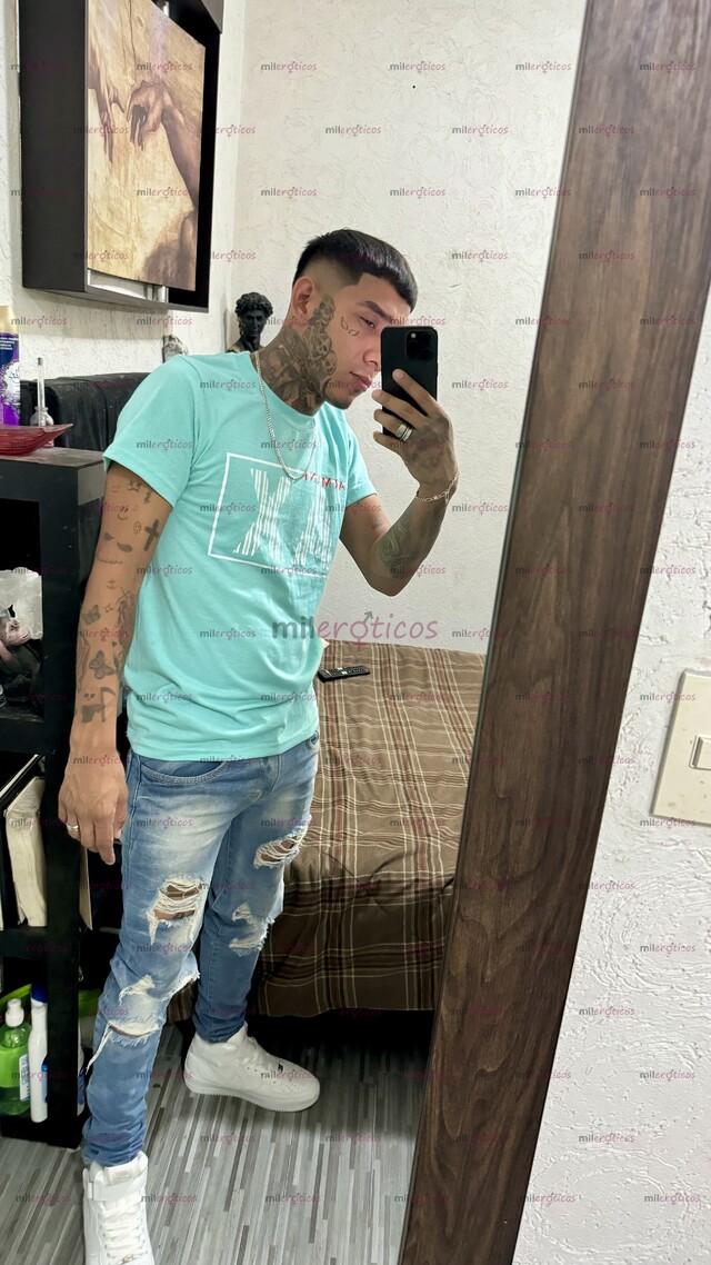 FOTOS DE CHACAL TATUADO CON GANAS DE CULO DAME CULO