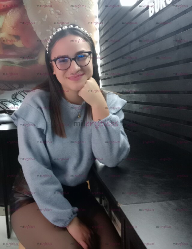 FOTOS DE CHICA JOVEN SEXY NUEVA EN CIUDAD SUPER CALIENTE ,EXTROVERTIDA Y BUENA ATENCIÓN
